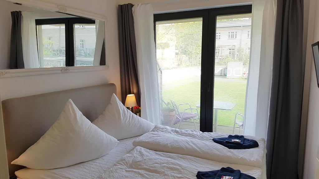 Nieb By Rockchair Apartments L Superhost Status L 3 Bedrooms Boxspringbeds 3 Bathrooms In Center "Kurfuerstendamm" - Cozy Family & Business Flair Welcomes You! Berlin Exterior photo